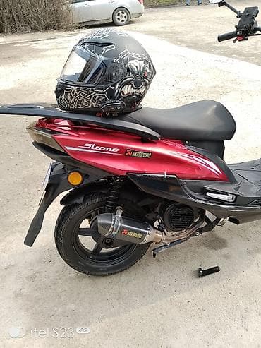 3 sfe: Макси-скутер 150 куб. см, Бензин, Б/у — 3