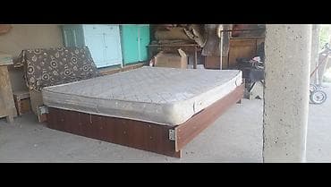 кровать человек паук: Двуспальная кровать, Б/у, С матрасом, длина - 200 см — 1