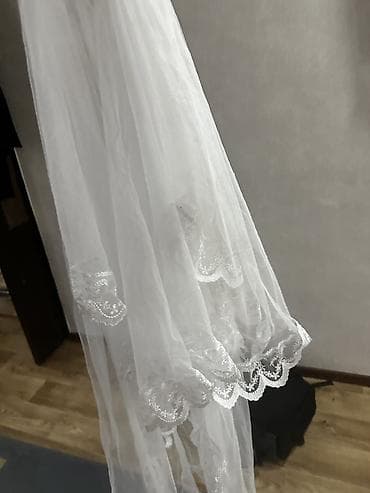 Свадебное платье с фатой Платье: - Длина макси, свободная струящаяся — 3