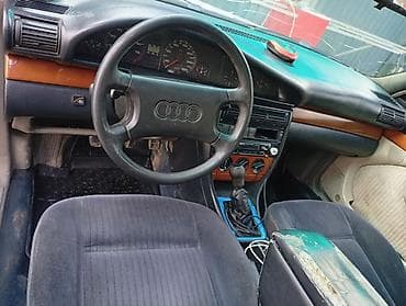 поло 2010: Audi 100: 1991 г., Ручные, Бензин, Седан — 4