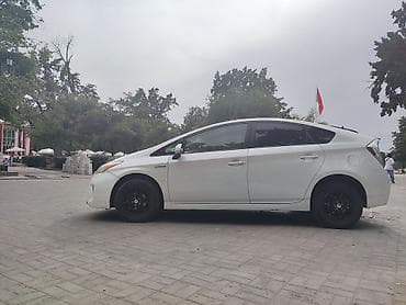 byd e1: Toyota Prius: 2012 г., 1.8 л, Вариатор, Гибрид, Хэтчбэк — 9