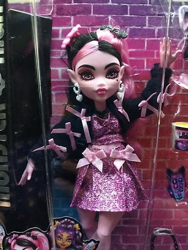 Игрушки: Кукла Monster High ( Монстер хай)— Draculaura (Mattel) Третий — 1