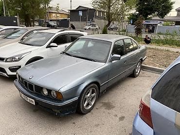 обмен с доплатой: BMW 5 series: 1989 г., 2.5 л, Механика, Бензин, Седан — 2