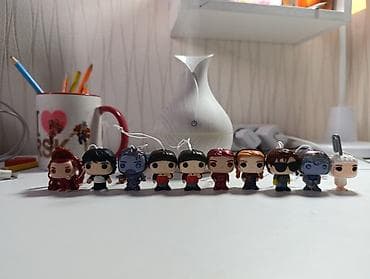 Продам фигурки Киндер Joy Stranger things очень странные дела осд