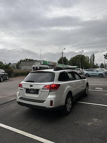 бюджетные авто: Subaru Outback: 2010 г., 2.5 л, Вариатор, Бензин, Универсал — 5