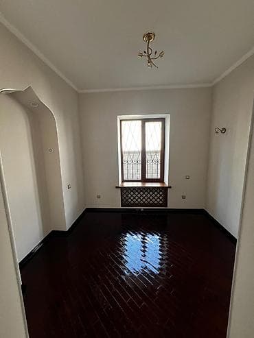 6 мкр: Просторный частный дом с участком и детской площадкой - Планировка — 6