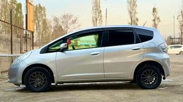 где купить батарейку для ключа от машины: Honda Fit: 2011 г., 1.3 л, Вариатор, Гибрид, Хэтчбэк — 3