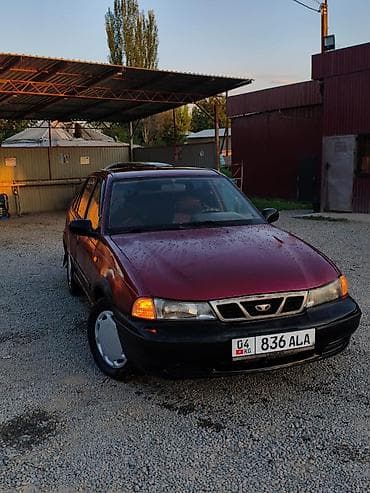 Daewoo Nexia: 2005 г., 1.5 л, Кол менен иштөөчү, Бензин, Седан