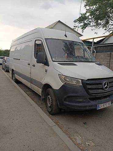 спринтер коропка: Грузовой фургон Mercedes-Benz Sprinter (длинная база, высокий кузов) — 1