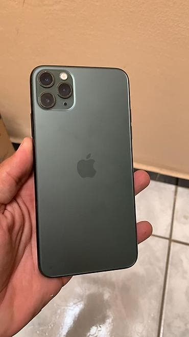 iphone хs: IPhone 11 Pro, Matte Midnight Green — 1