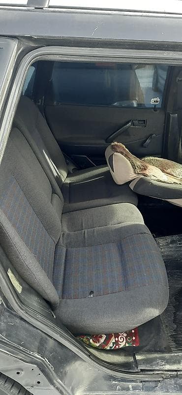 r20 x5: Volkswagen Passat Variant: 1994 г., 2 л, Механика, Газ, Универсал — 9