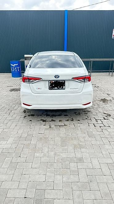 руль виндом: Toyota Corolla: 2019 г., 1.8 л, Автомат, Гибрид, Седан — 4