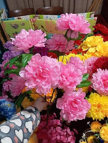 Постельное белье: Искусственные цветы в наличии 💰 от 15 до 550 сом 🚚 Бесплатная доставка — 9