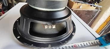 зимний цеп: Динамик Сабвуфера GB с максимальной мощностью 1200 Вт. Имеет круглую — 3