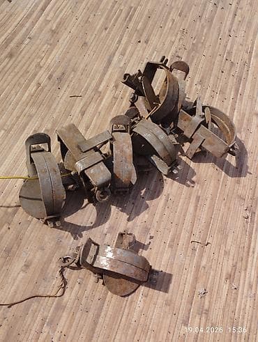 ат минуу: Капканы охотничьи СССР – 8 штук Продаю комплект капканов: — — 2