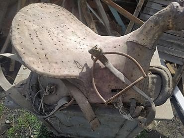 седло спортивные: Седельная упряжь (кобура) старого образца для верховой езды/работ на — 1