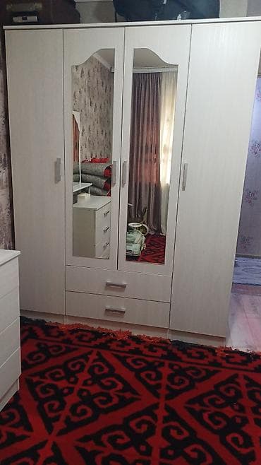 Шкаф для одежды, Прямой