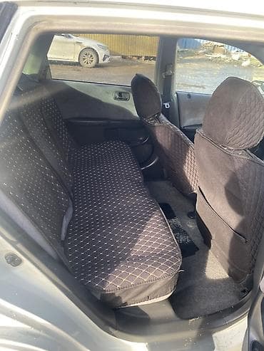 civic 5: Honda Civic: 2002 г., 1.5 л, Вариатор, Бензин, Хэтчбэк — 6