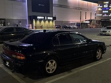 справа: Nissan Cefiro: 1996 г., 2 л, Бензин, Седан — 6