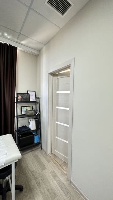 аренда шиномонтаж: Сдаю Кабинет в салоне, 12 м², Для бровиста, Для визажиста, Для лешмейкера — 3