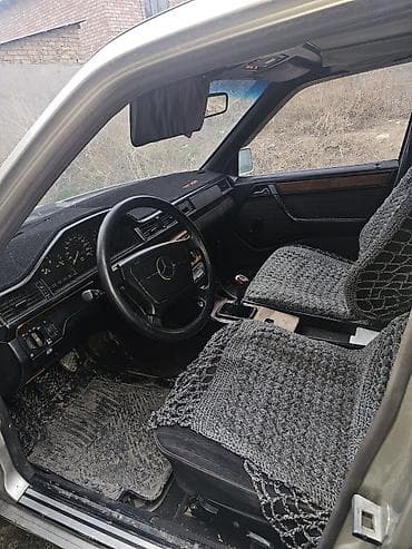 задние стопы мерс 210: Mercedes-Benz W124: 1993 г., 2 л, Ручные, Бензин, Седан — 6