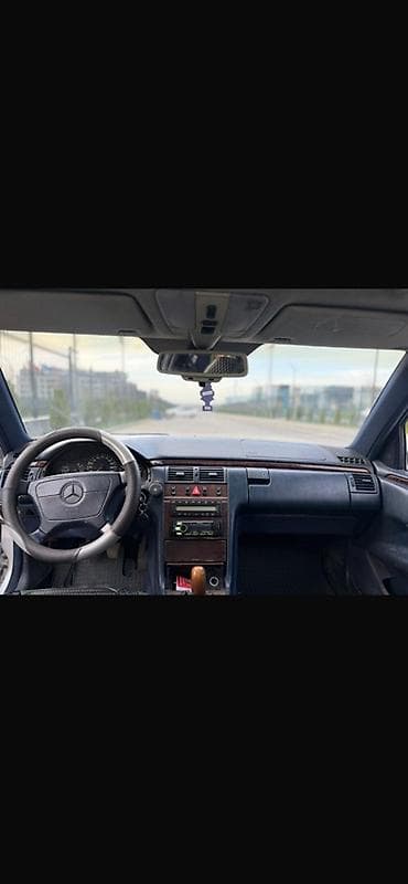 rover sd: Mercedes-Benz E-Class: 1996 г., Механика, Бензин, Седан — 4