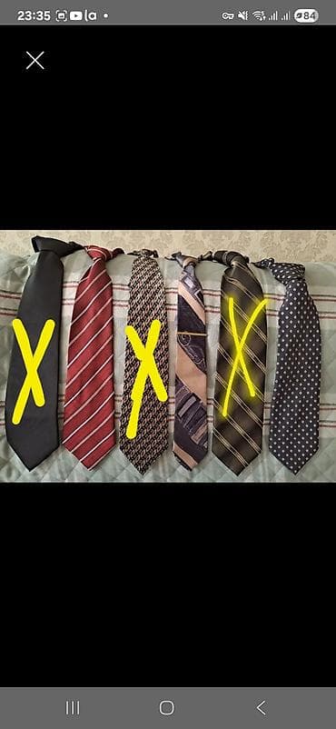 Галстуки от 200 до 800 сомов.
Бордовый галстук почти новый-800 сом