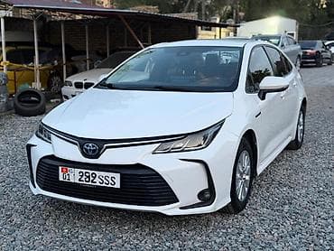 eclipse cross: Toyota Corolla: 2022 г., 1.8 л, Вариатор, Гибрид, Седан — 2