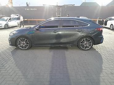 mazda 6 gh: Kia K3: 2018 г., Лифтбек — 5