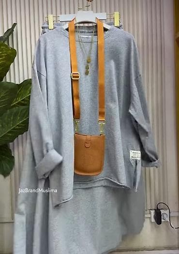 Женский повседневный комплект в стиле oversize. Состав набора: -