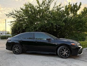 Унаа сатуу: Toyota Camry: 2021 г., 2.5 л, Автомат, Бензин, Седан — 2