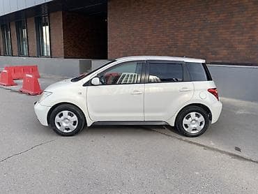 авта: Toyota Ist: 2003 г., 1.3 л, Автомат, Бензин, Хэтчбэк — 4