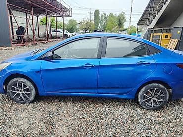 солярис авто: Hyundai Solaris: 2011 г., 0.4 л, Робот, Седан — 2