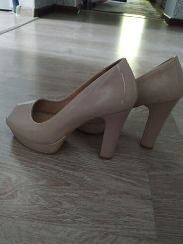 кроксы крокс crocs: Продаю лабутены, в хорошем состоянии,размер 36 — 2