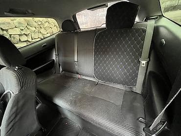 Транспорт: Honda Civic: 2003 г., 1.4 л, Кол менен иштөөчү, Бензин, Хетчбек — 9