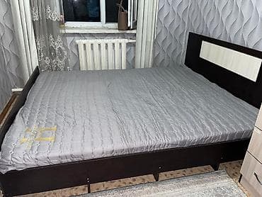 борт для кровати: Двуспальная кровать, Б/у, С матрасом, длина - 200 см — 2