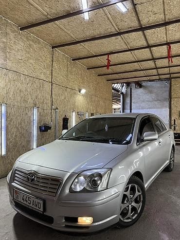Toyota Avensis: 2003 г., Автомат, Бензин, Седан