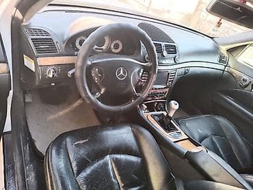 mers 212: Mercedes-Benz E-Class: 2002 г., 2.2 л, Механика, Дизель, Седан — 6