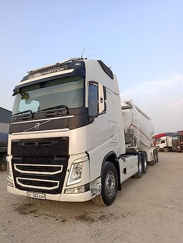 volvo шоссе: Тягач, Volvo, 2015 г. — 2