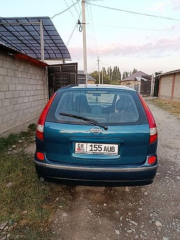 Nissan Almera Tino: 2001 г., 2 л, Вариатор, Бензин, Хэтчбэк — 4