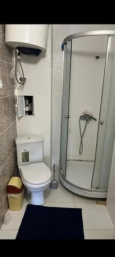 без хозян: 57 м², 3 комнаты, Парковка, Забор, огорожен — 3