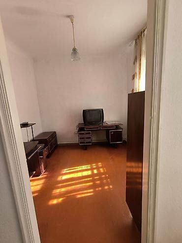 Үйлөр: 🏠 Продаётся 5-комн. немецкий кирпичный дом Рынок Баят / Азиз, Бишкек — 9