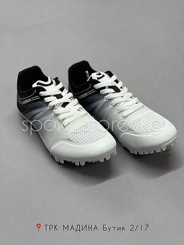 third edition solutions: Шиповки для бега в хорошем качестве Размеры:37-43 В комплекте — 2