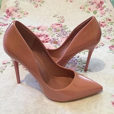 лабутены обувь: Продаю шикарные туфли-лодочки На продаже туфли-лодочки. В наличии 2 — 1