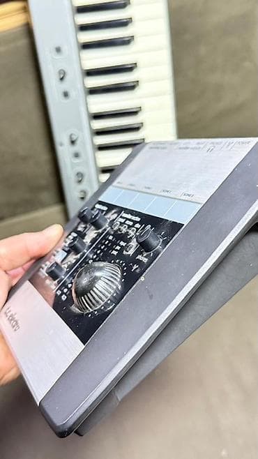 студийные манитор: Аудиоинтерфейс/мониторный контроллер t.c. electronic (FireWire) — 4