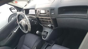 тойота приус с: Toyota Corolla Verso: 2003 г., 1.8 л, Механика, Бензин, Минивэн — 6