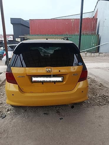Продажа авто: Honda Fit: 2005 г., 1.5 л, Вариатор, Бензин, Хэтчбэк — 1