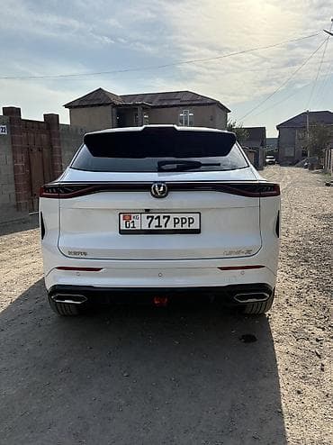 cha: Changan Uni-Z: 2025 г., 1.5 л, Робот, Бензин — 6