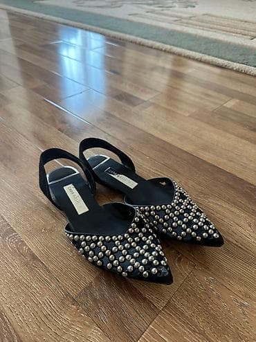 Туфли: Обувь женская б/у, состояние хорошее, за каждую пару — 4