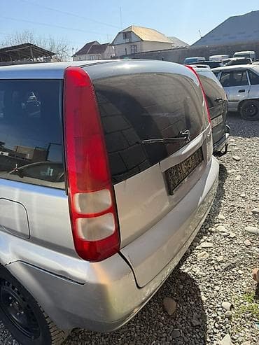 Honda HR-V: 2004 г., 0.6 л, Автомат, Бензин, Кроссовер